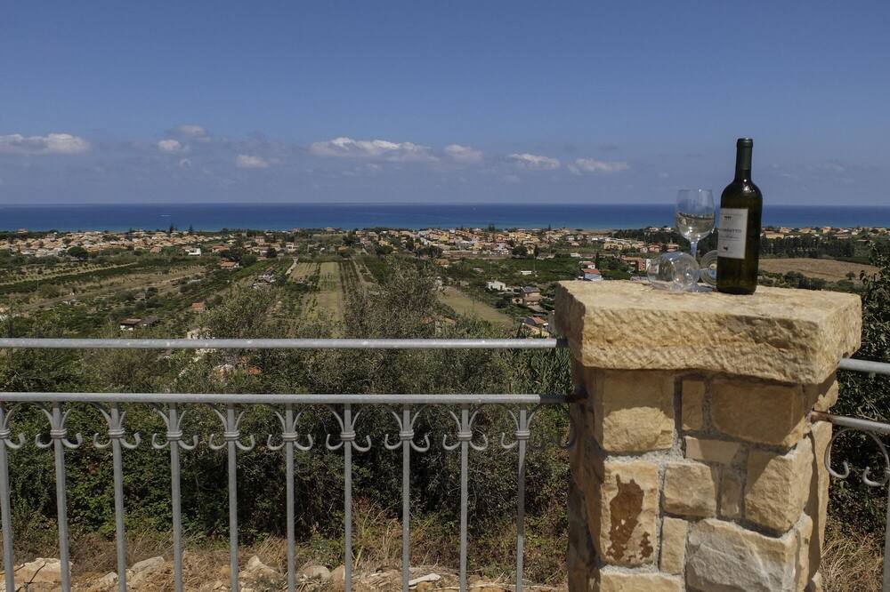 Photo of Patio Balcony in Lascari