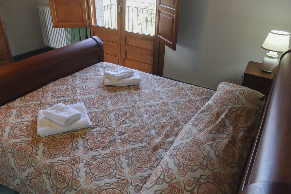 Photo of Bedroom in Lascari