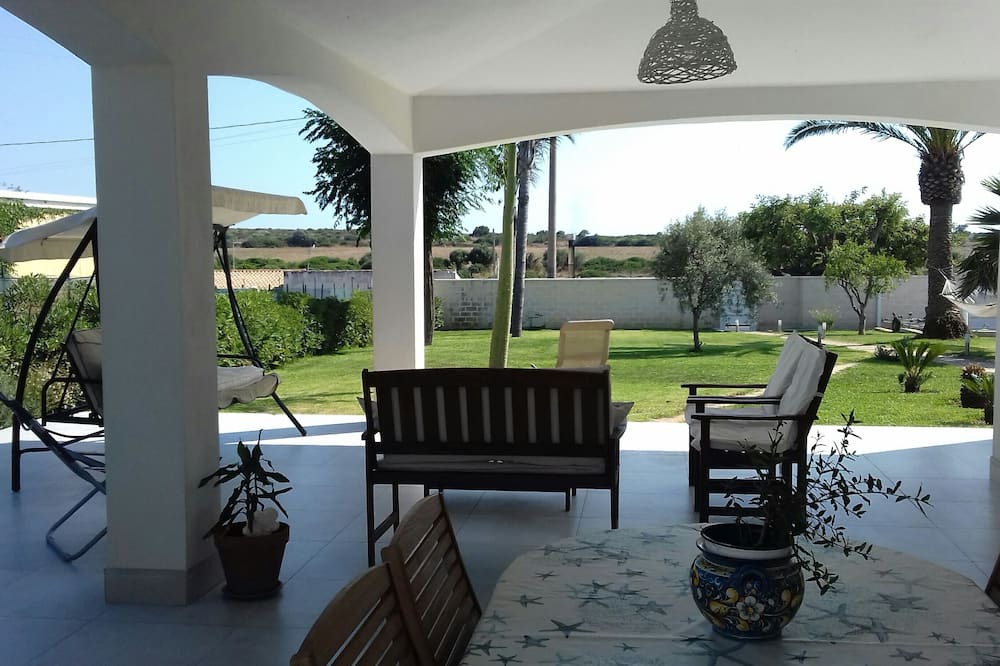 Photo of Patio Balcony in Ognina