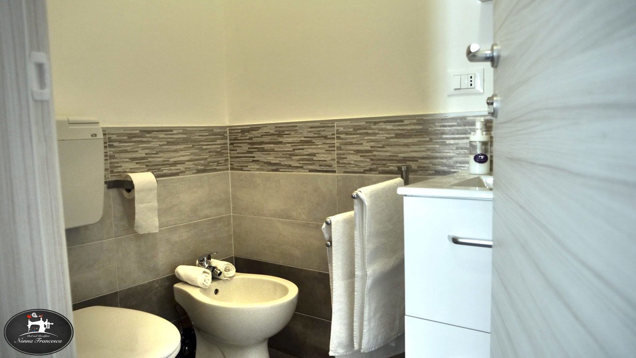 Photo of Bathroom in Patti