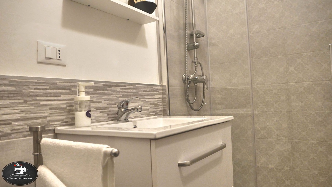 Photo of Bathroom in Patti