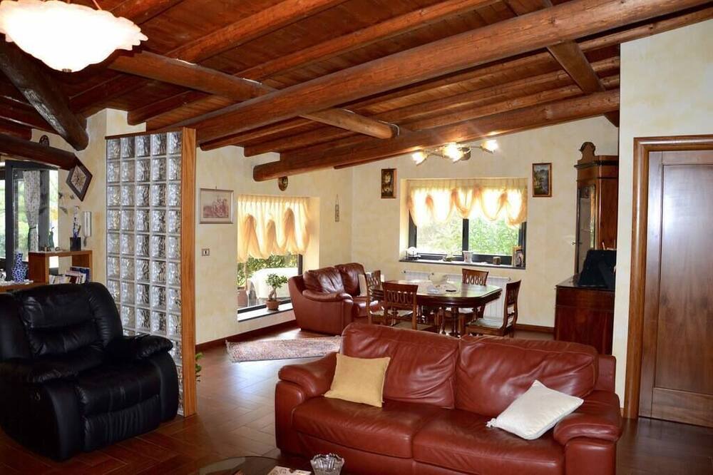 Photo of Livingroom in Mascalucia