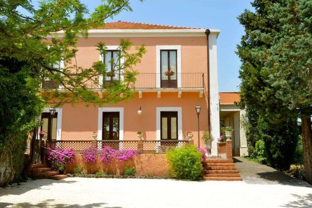 Photo of Outdoor in Viagrande