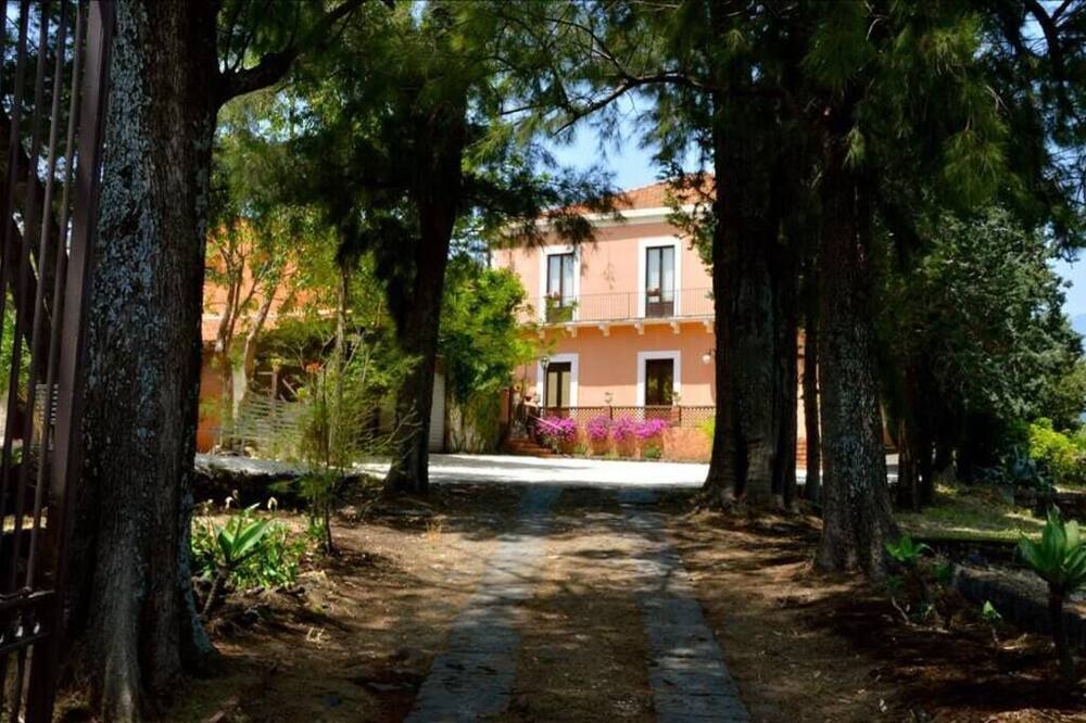 Photo of Outdoor in Viagrande