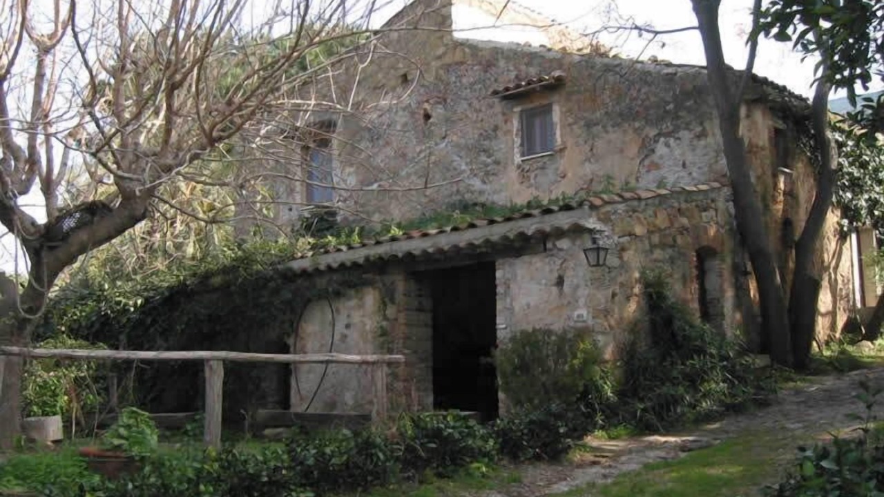 Photo of Buildings in San Fratello