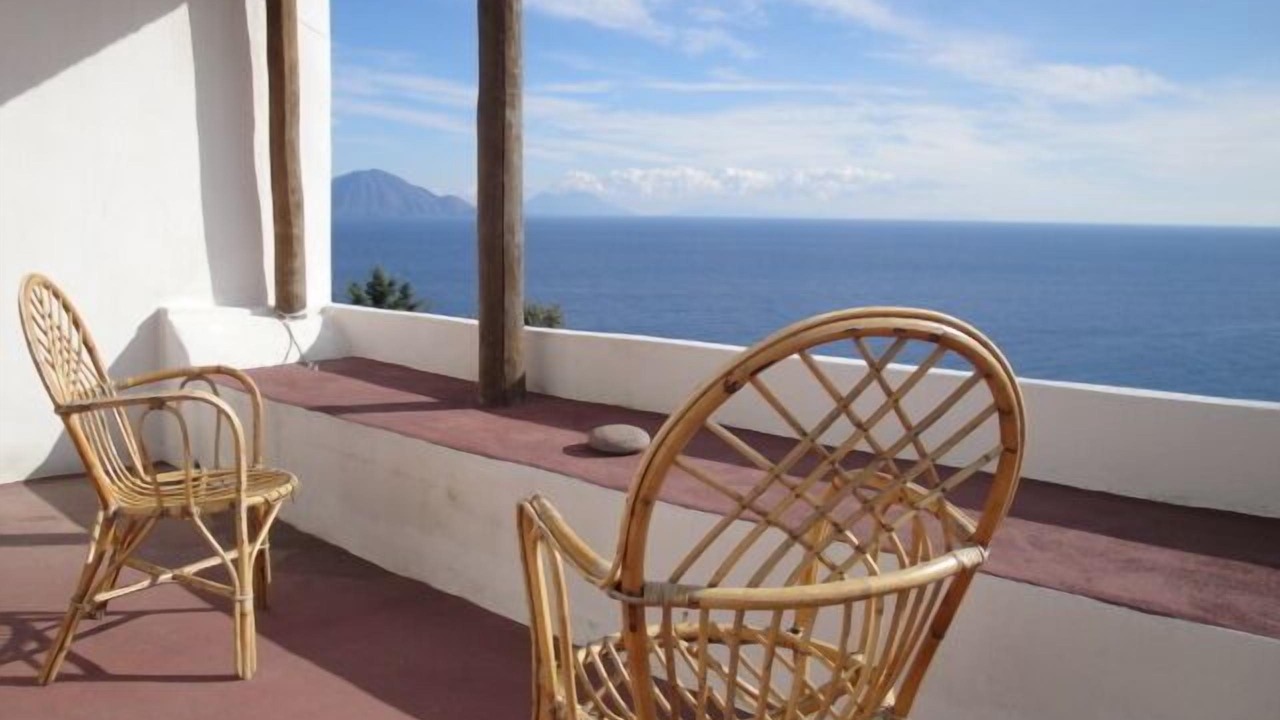Photo of Patio Balcony in Alicudi