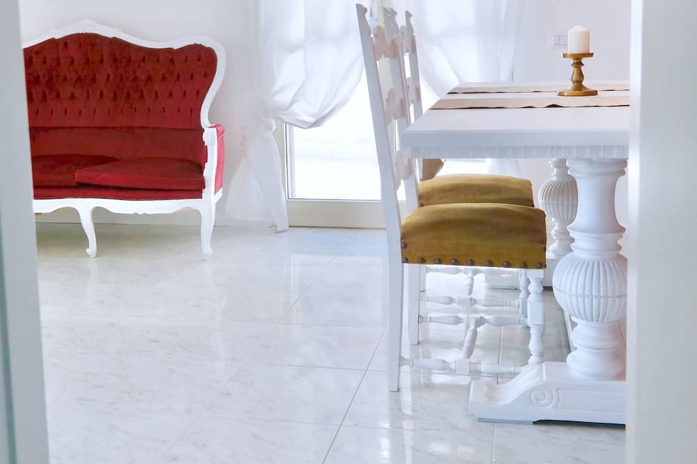 Photo of Livingroom in Vampolieri I