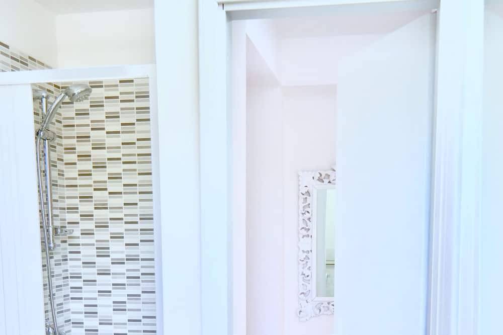 Photo of Bathroom in Vampolieri I