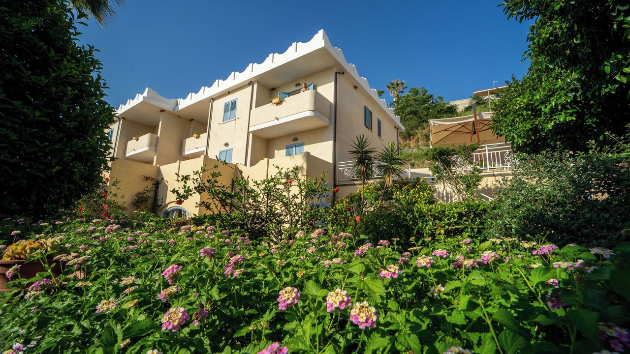 Photo of Outdoor in Santa Maria