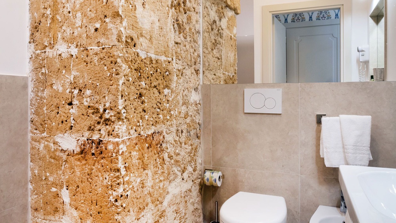 Photo of Bathroom in Noto