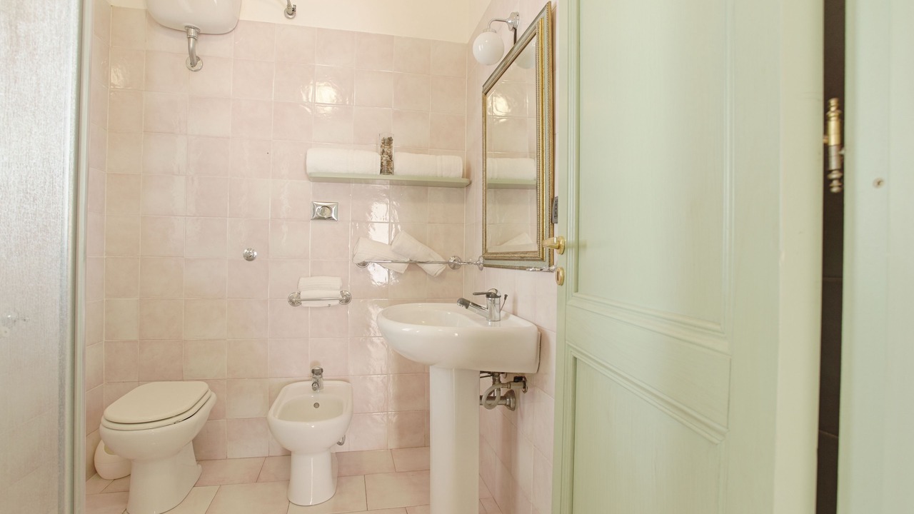 Photo of Bathroom in Lido Rossello