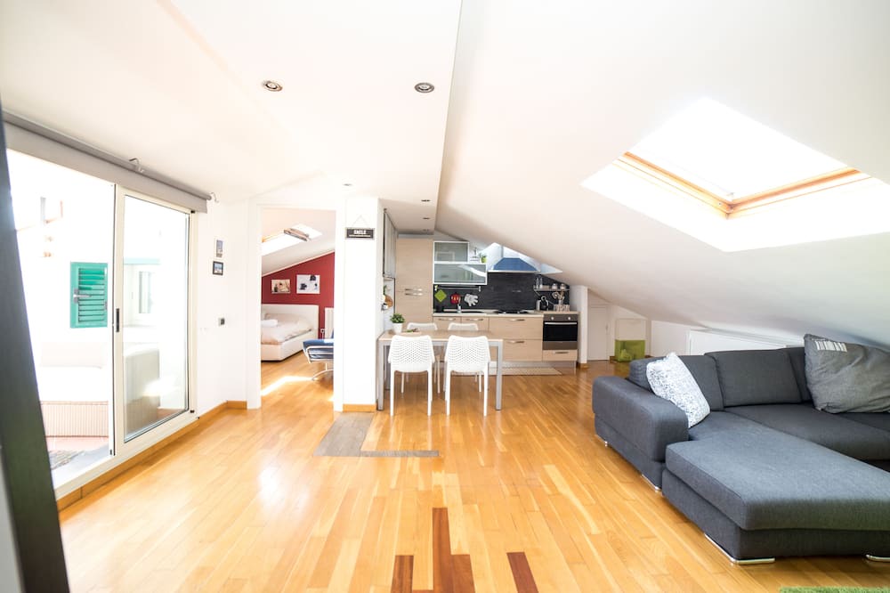 Photo of Livingroom in Aci Catena
