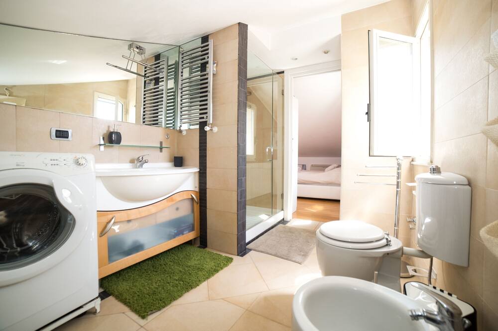 Photo of Bathroom in Aci Catena