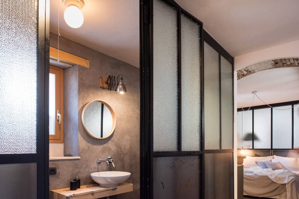 Photo of Bathroom in Santa Lucia