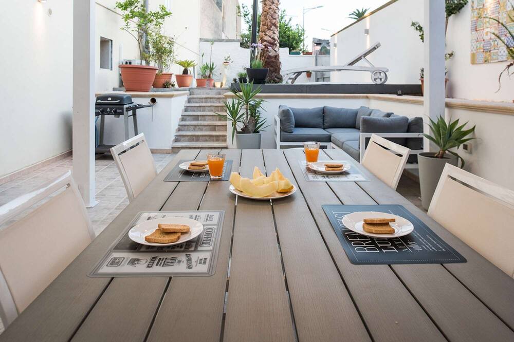 Photo of Patio Balcony in Santa Lucia