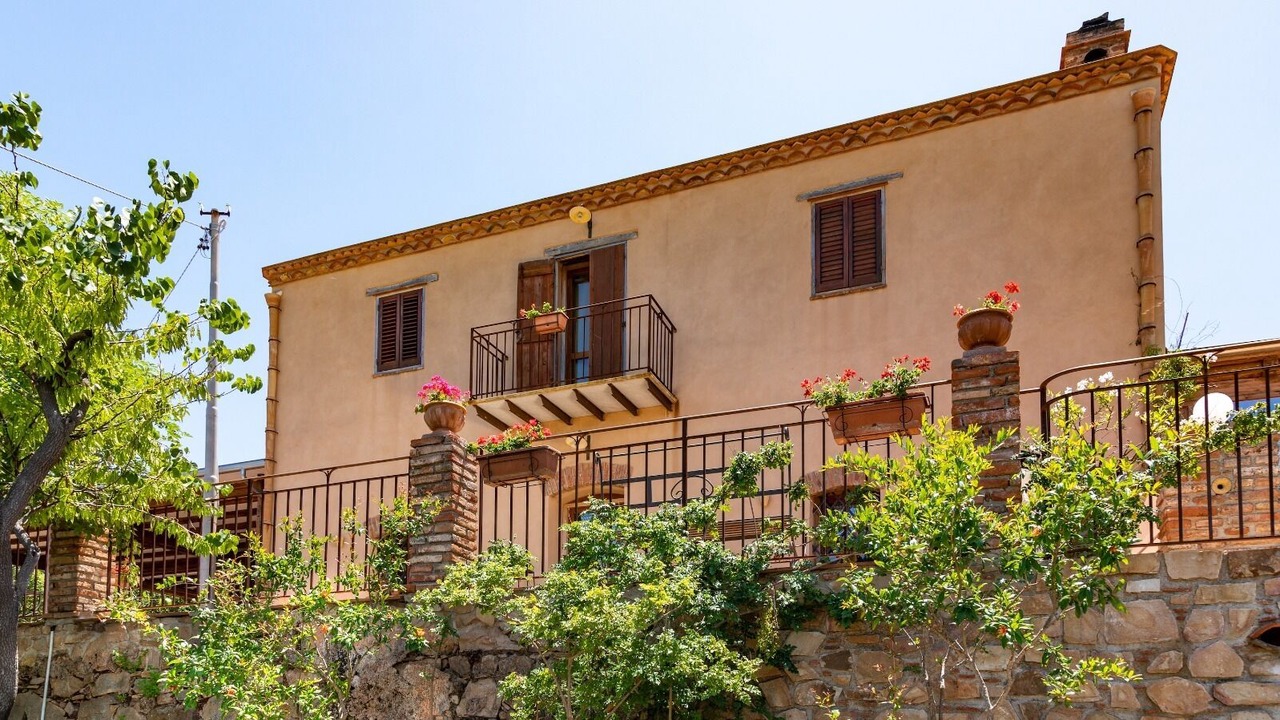 Photo of Outdoor in Pollina