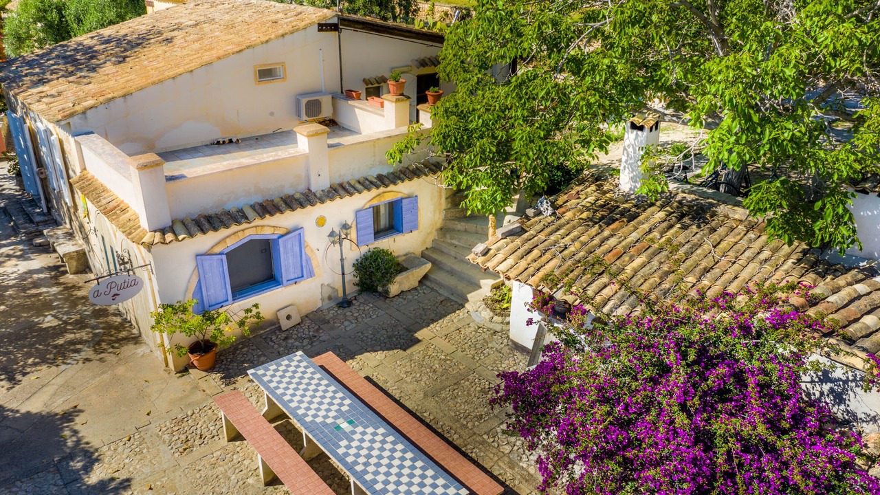 Photo of Outdoor in Avola