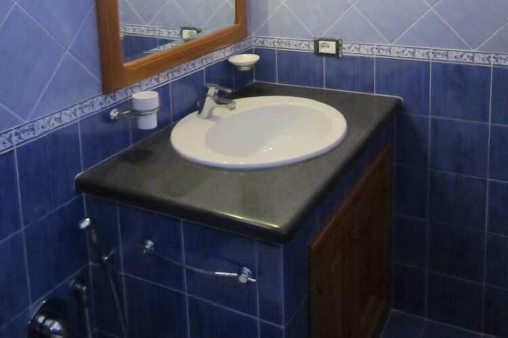 Photo of Bathroom in Santa Marina Salina