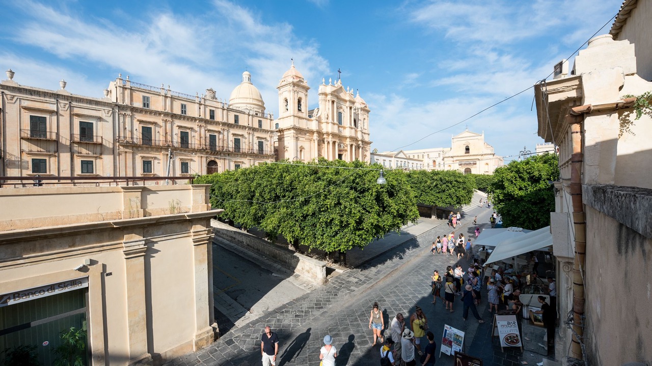 Photo of Others in Noto