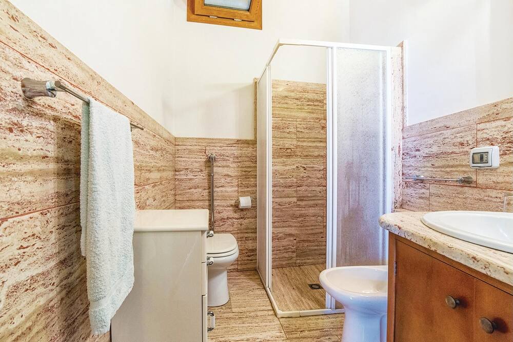 Photo of Bathroom in Porto Palo