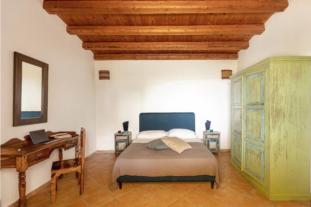 Photo of Bedroom in Campofelice di Roccella