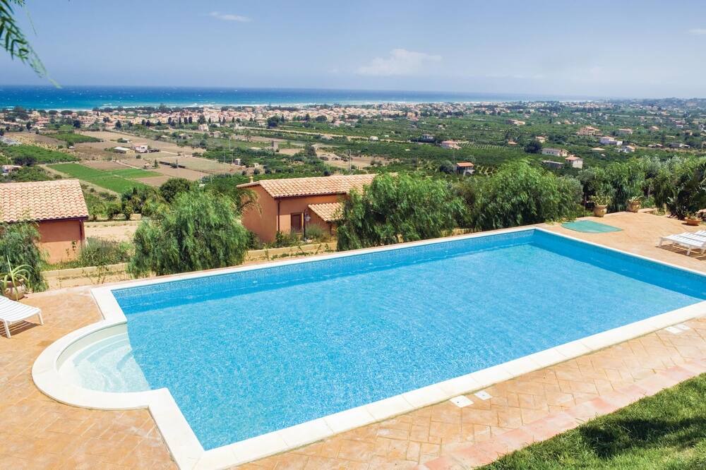 Photo of Outdoor in Campofelice di Roccella