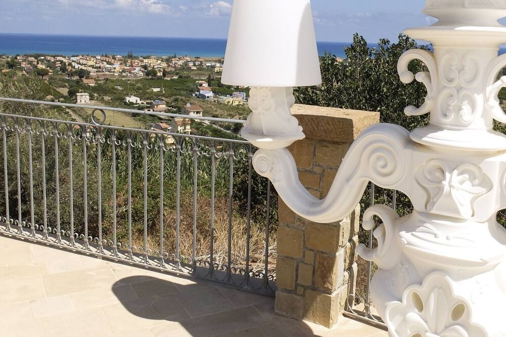Photo of Patio Balcony in Lascari