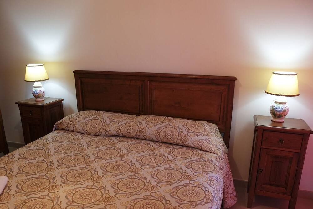 Photo of Bedroom in Lascari