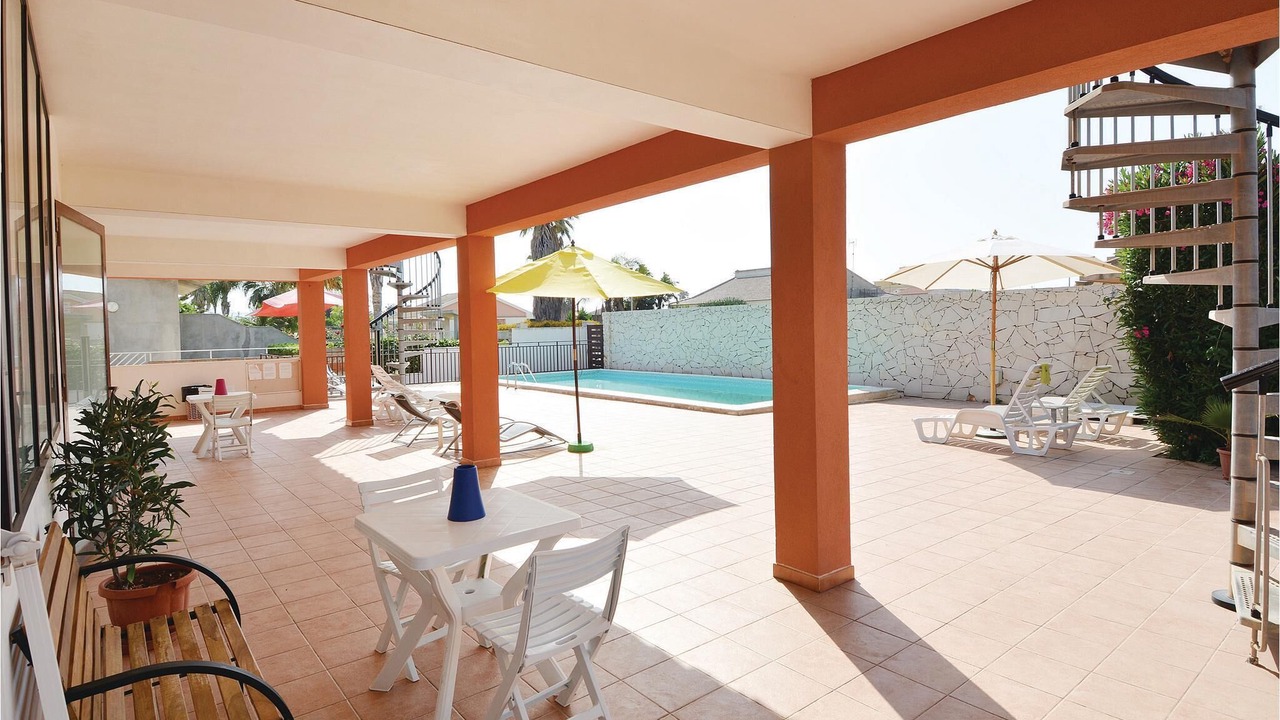 Photo of Patio Balcony in Caucana-finaiti-casuzze-finaiti Nord