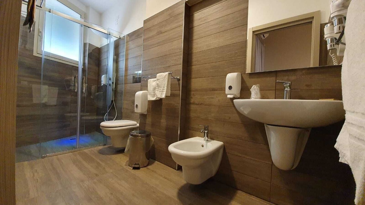 Photo of Bathroom in Biancavilla
