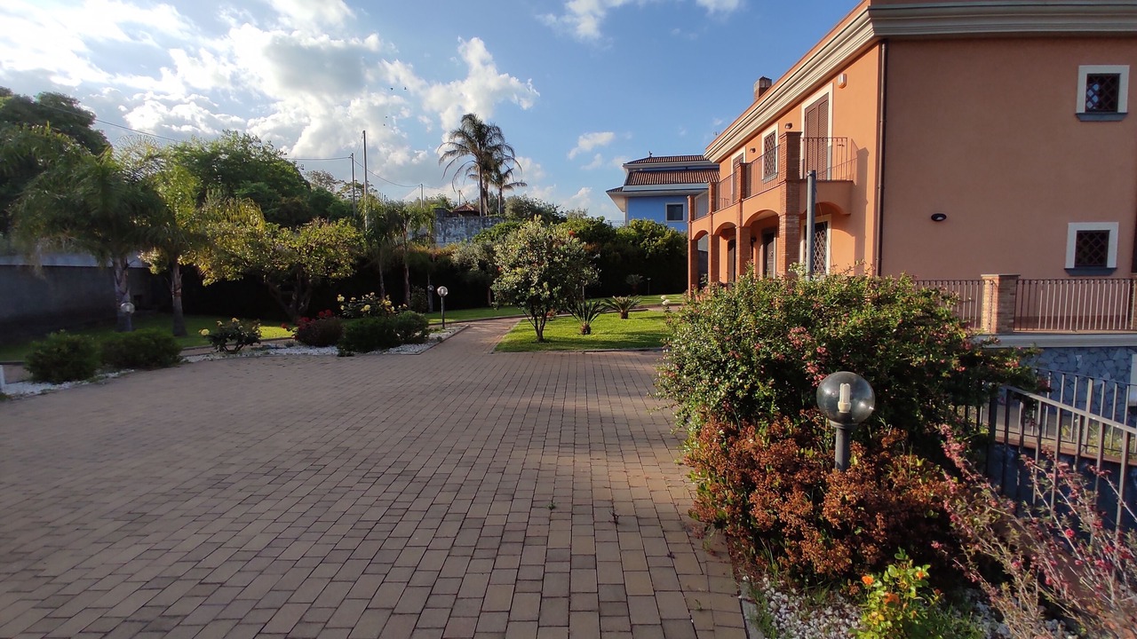 Photo of Outdoor in Pennisi