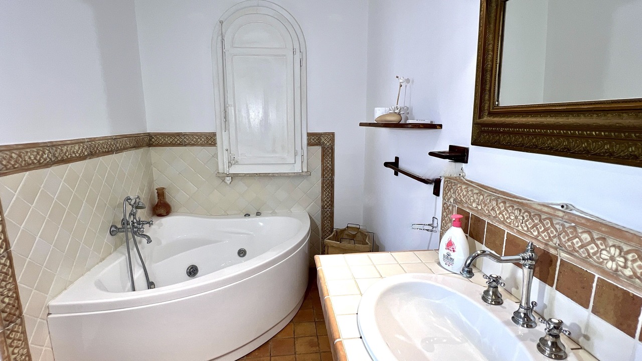 Photo of Bathroom in Carini