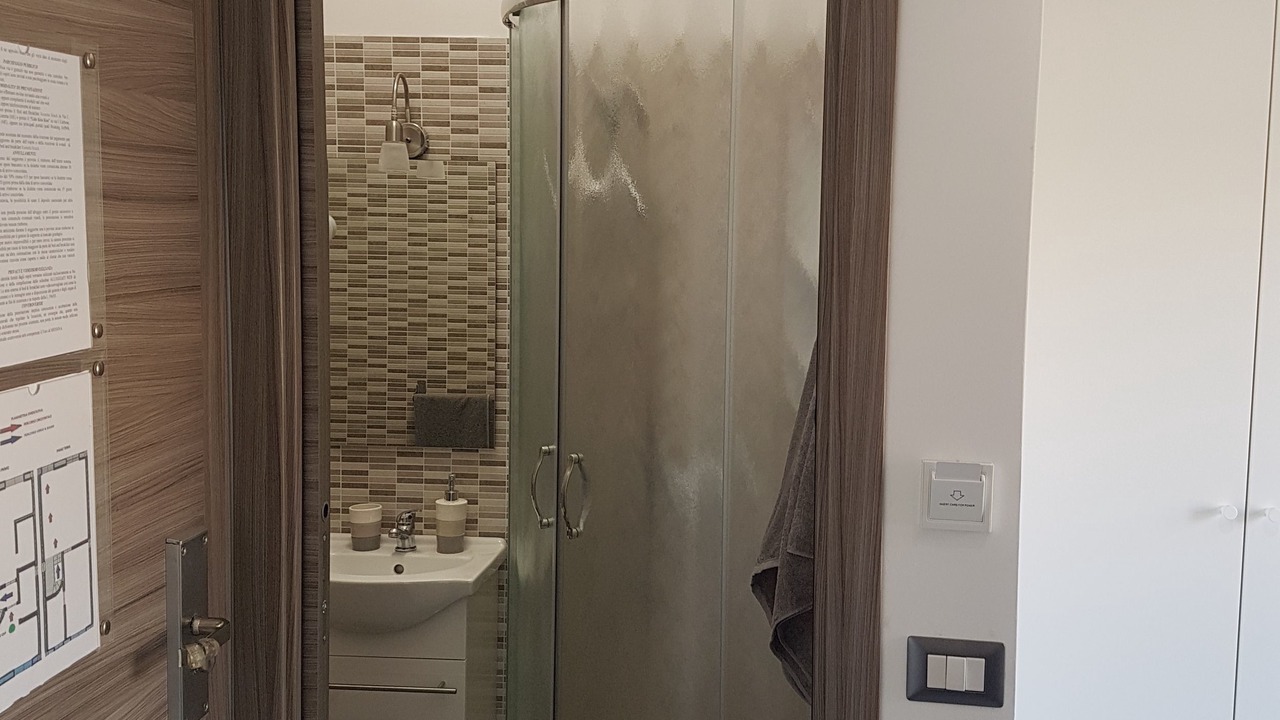 Photo of Bathroom in Rometta Marea