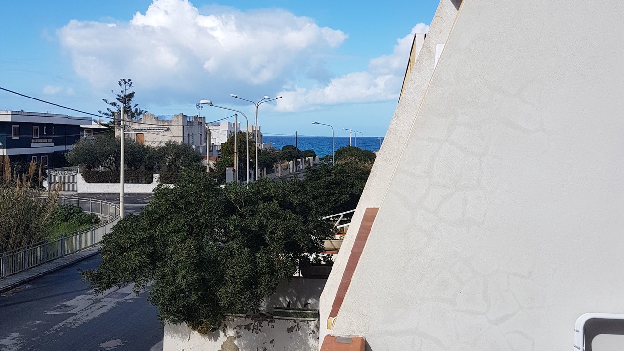 Photo of Patio Balcony in Rometta Marea