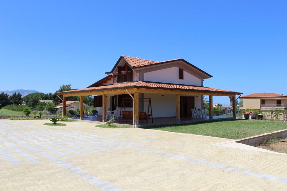Photo of Outdoor in Partinico