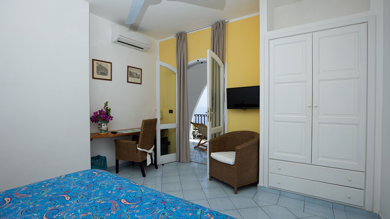 Photo of Bedroom in Malfa