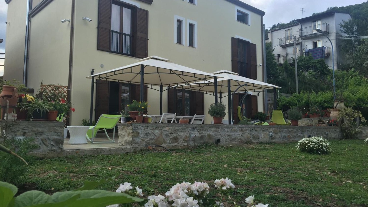 Photo of Outdoor in Longi