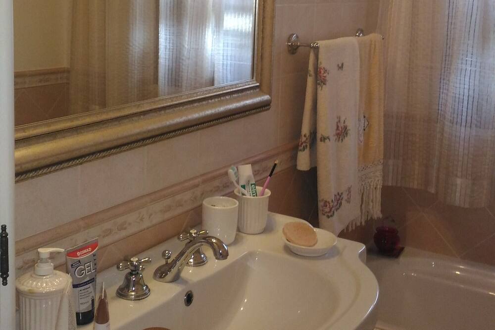 Photo of Bathroom in Cornino