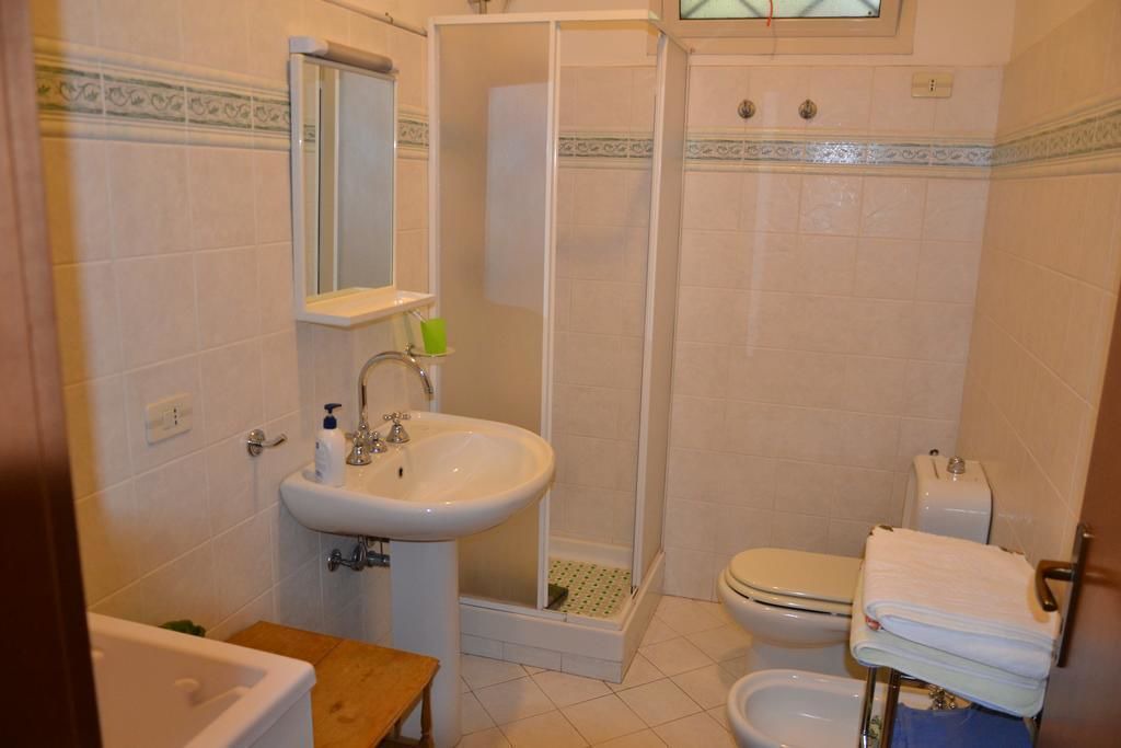 Photo of Bathroom in Zafferana Etnea