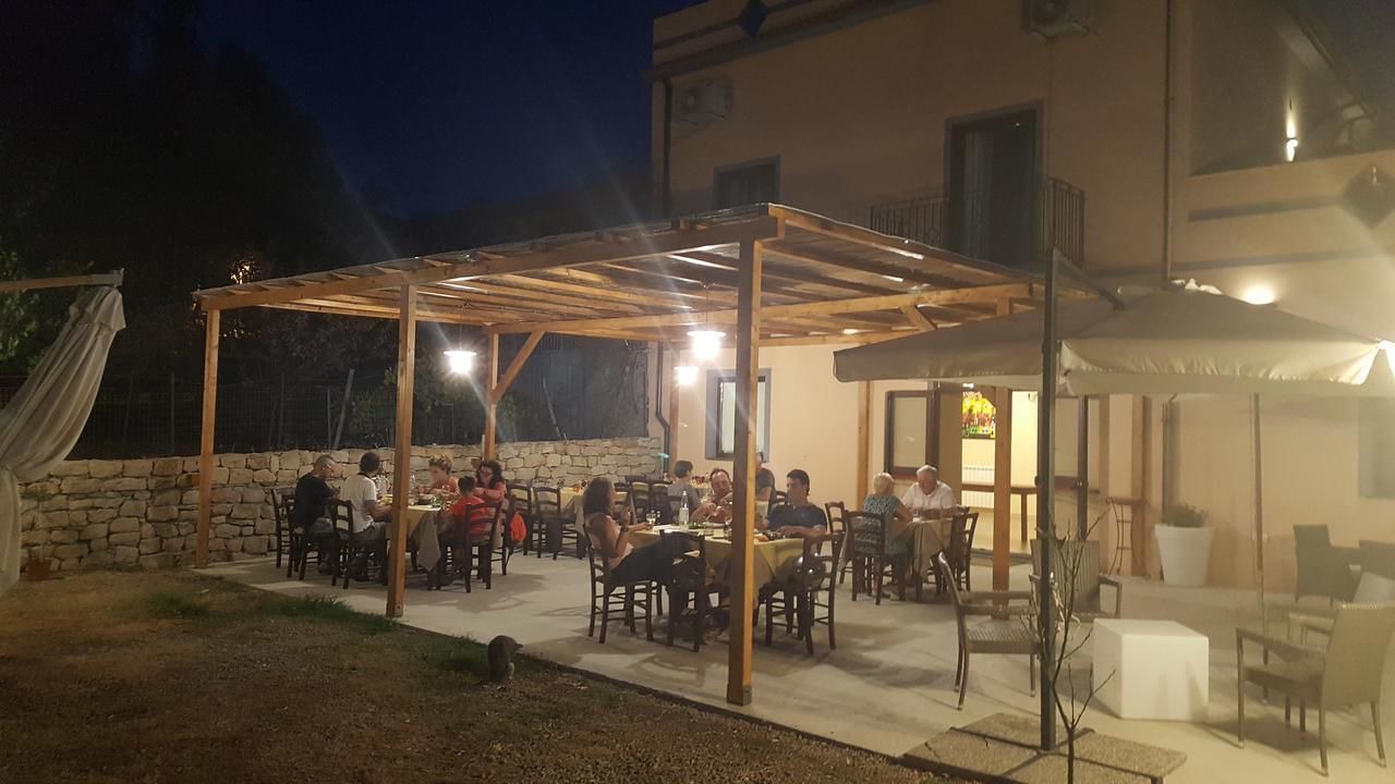 Photo of Outdoor in Patti