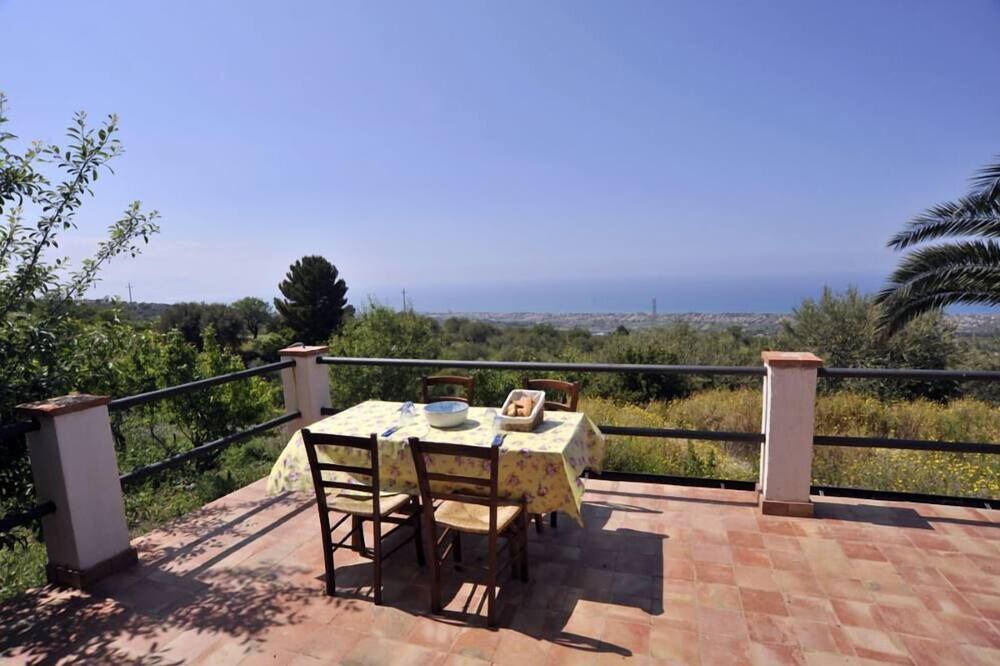 Photo of Patio Balcony in Collesano