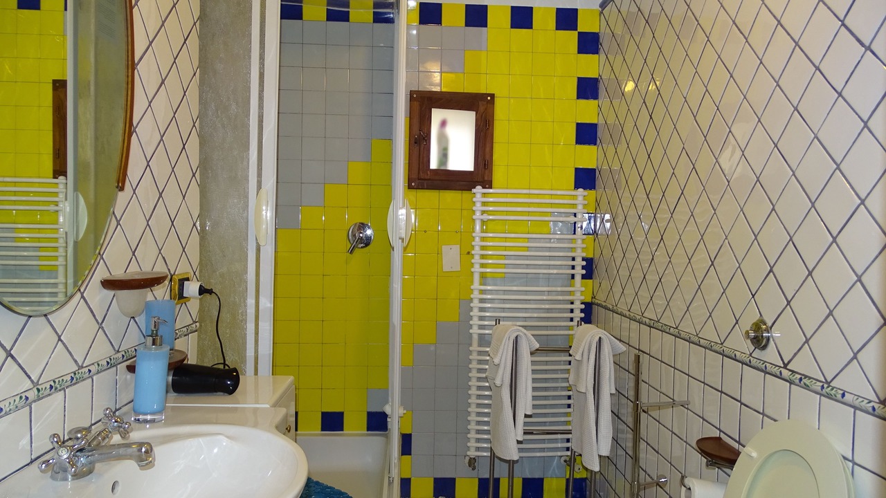 Photo of Bathroom in Historical Downtown Salerno