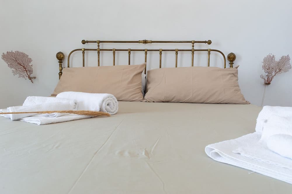 Photo of Bedroom in Filicudi