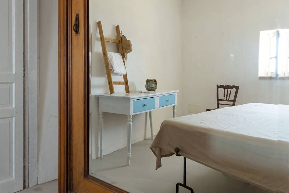 Photo of Bedroom in Filicudi
