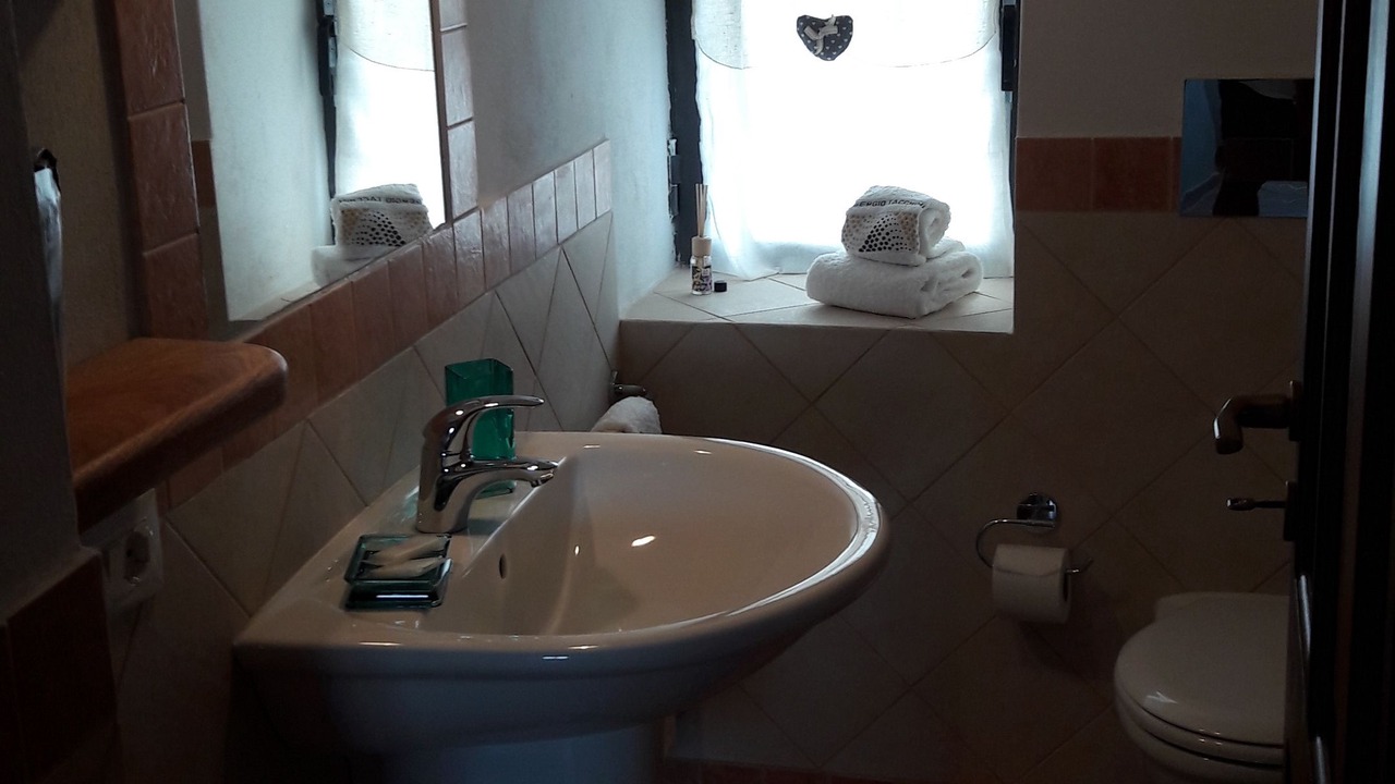 Photo of Bathroom in Pantelleria