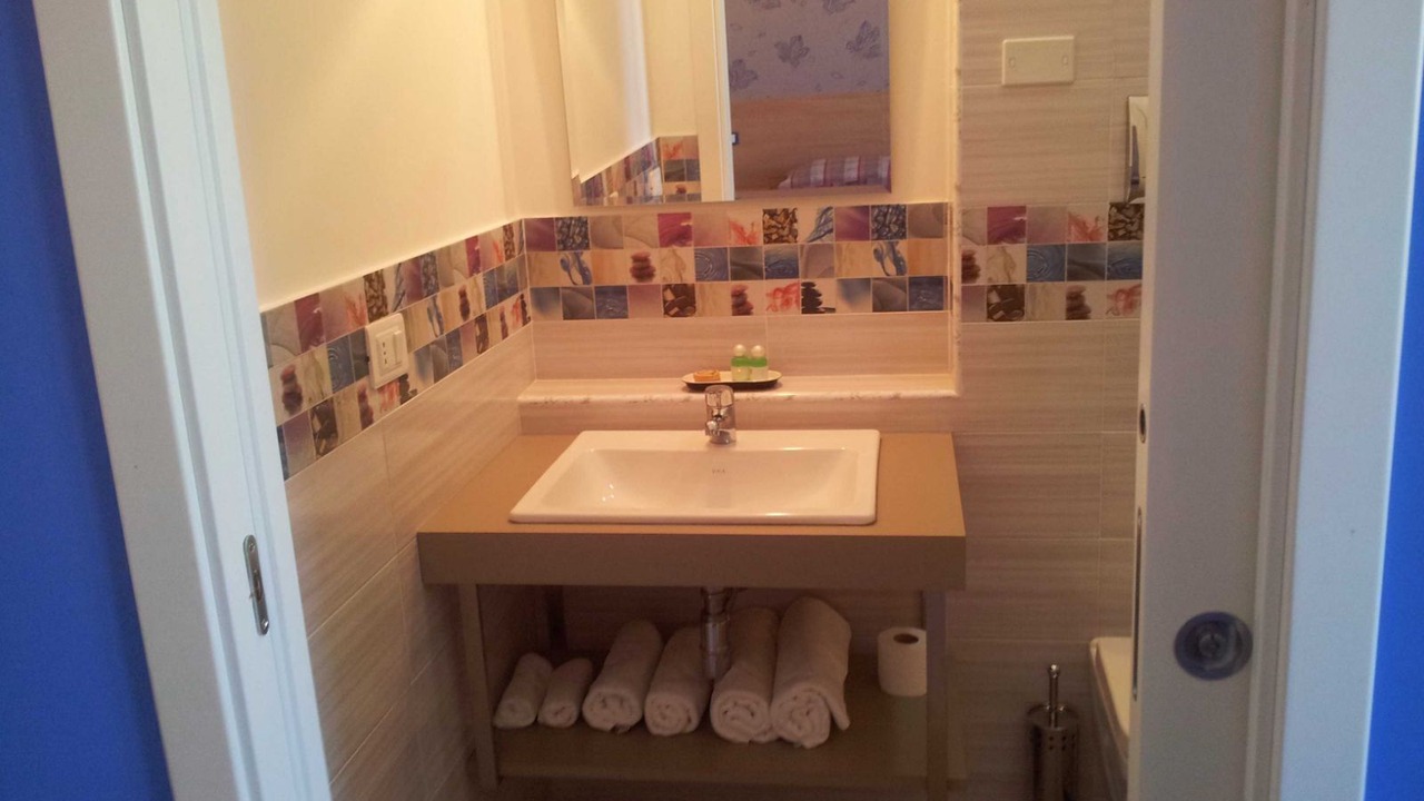 Photo of Bathroom in Barcellona Pozzo di Gotto