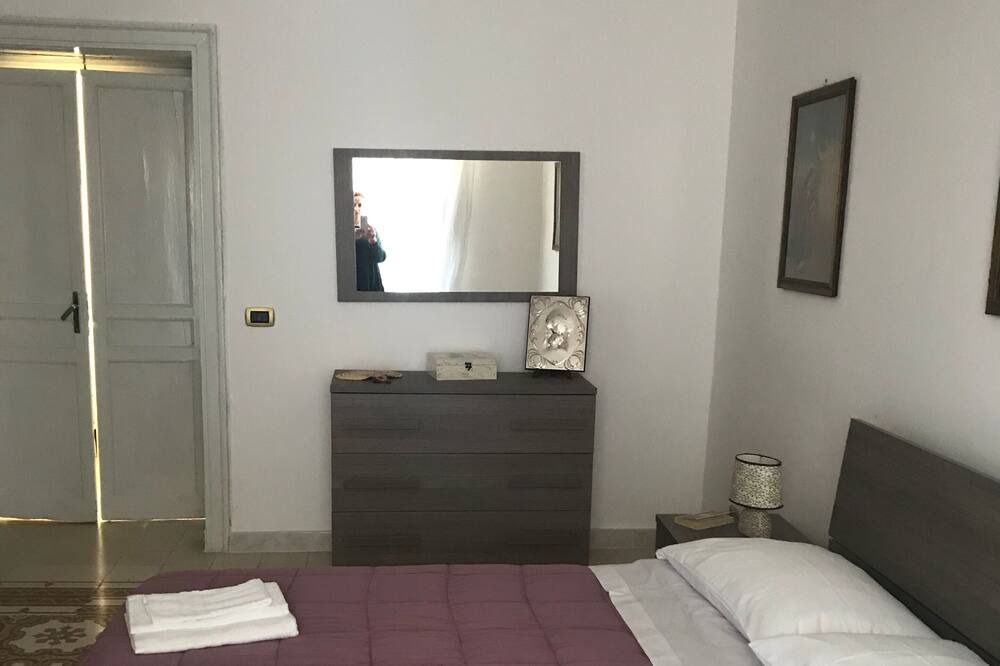 Photo of Bedroom in Palazzo Adriano