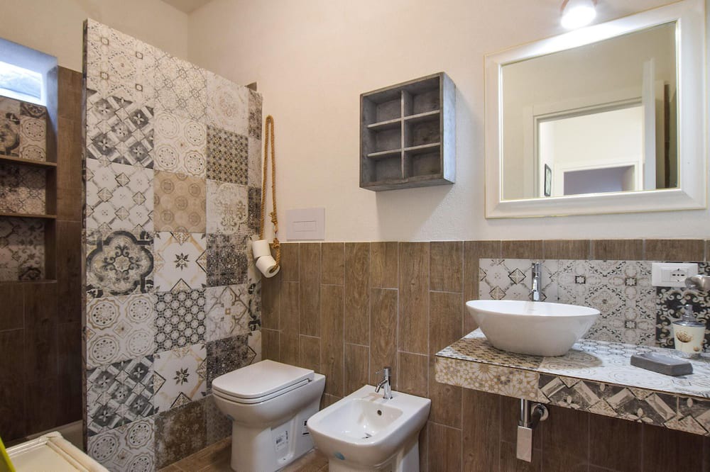 Photo of Bathroom in Torre Colonna-sperone