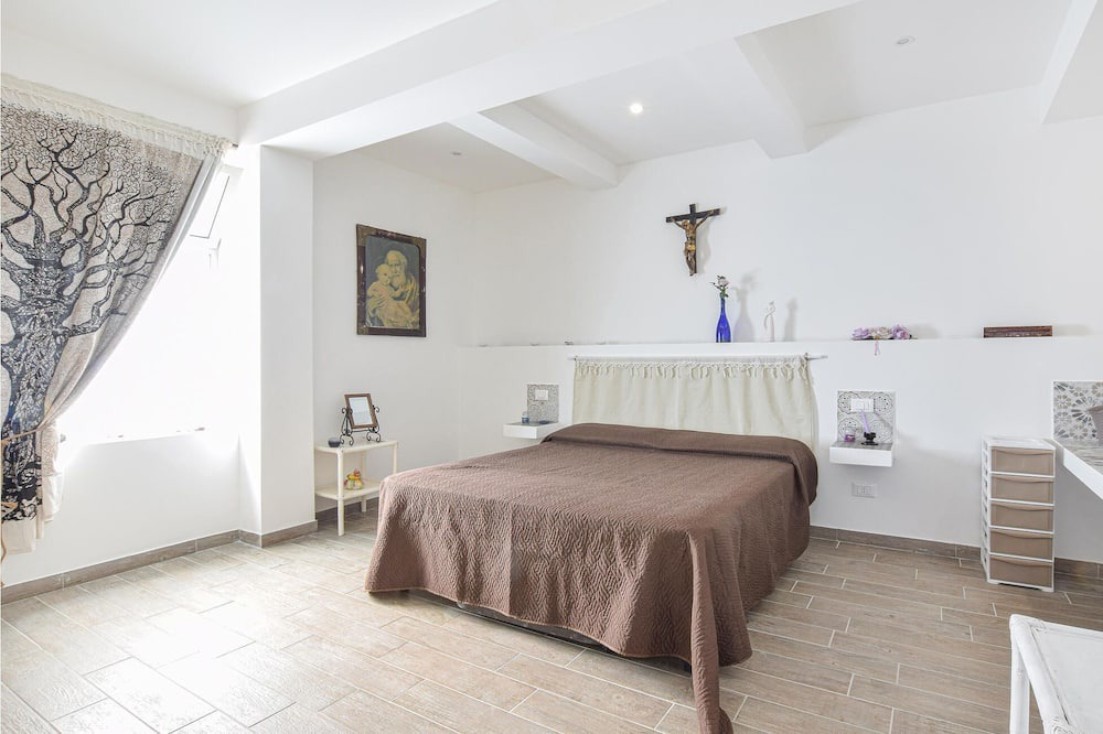 Photo of Others in Torre Colonna-sperone