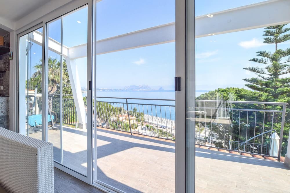 Photo of Bedroom in Torre Colonna-sperone